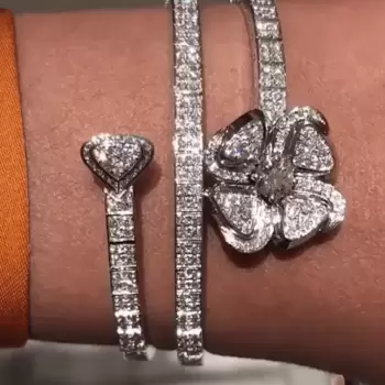 Brilliant Flower Design Open Bracelet
