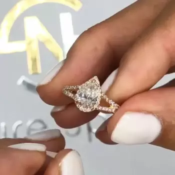 1.8ct Split Shank Pear Cut Engagement Ring in Rose Gold