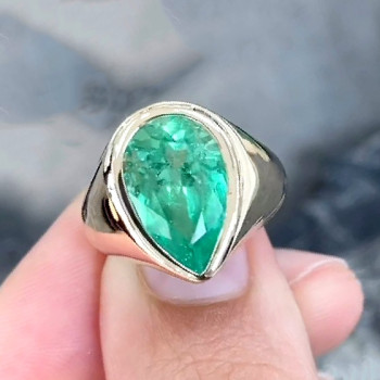 5.7ct Pear Cut Emerald Engagement Ring