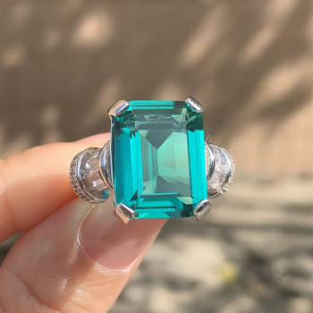 14ct Emerald Art Deco Vintage Cocktail Ring