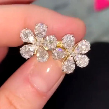7.5ct Pear Cut White Sapphire Flower Stud Earrings in Gold