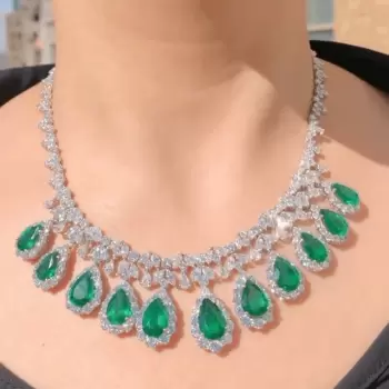 Pear Cut Emerald Necklace & Earrings Jewelry Set