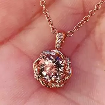 Knot of Love Necklace for Women in Rose Gold