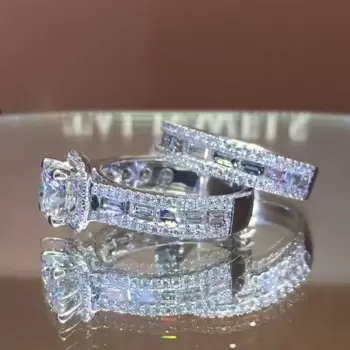 2ct Round Cut White Sapphire 2pcs Bridal Set
