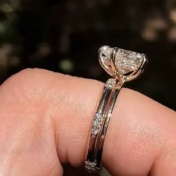2ct Pear Cut White Sapphire 2pcs Bridal Set in Gold