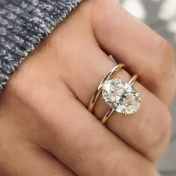 1.2ct Oval Cut White Sapphire 2pcs Bridal Set