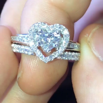 0.5ct Heart Cut White Sapphire 2pcs Bridal Set