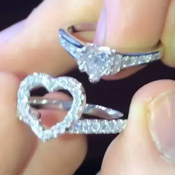 0.5ct Heart Cut White Sapphire 2pcs Bridal Set