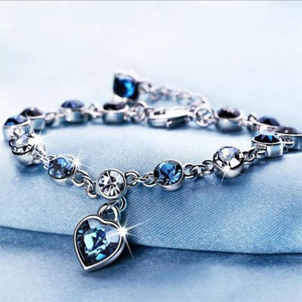 Round Cut Heart of Ocean Bracelet