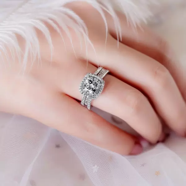 2ct Cushion Cut White Sapphire 3pcs Bridal Set