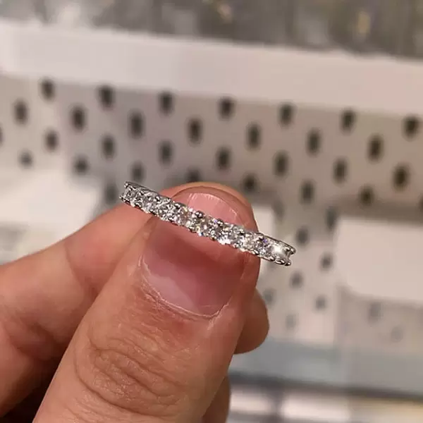 Handmade Round Cut Sapphire Simple Band