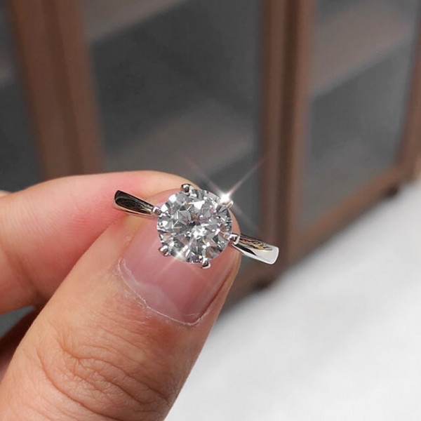 Handmade 1.5 ct  Round Cut Simple Design 925 Sterling Silver Engagement Ring