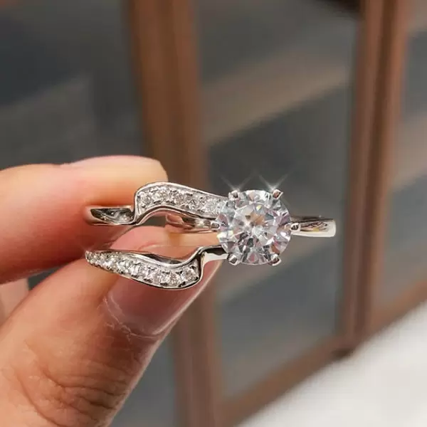 1.5ct Round Cut White Sapphire 3pcs Bridal Set
