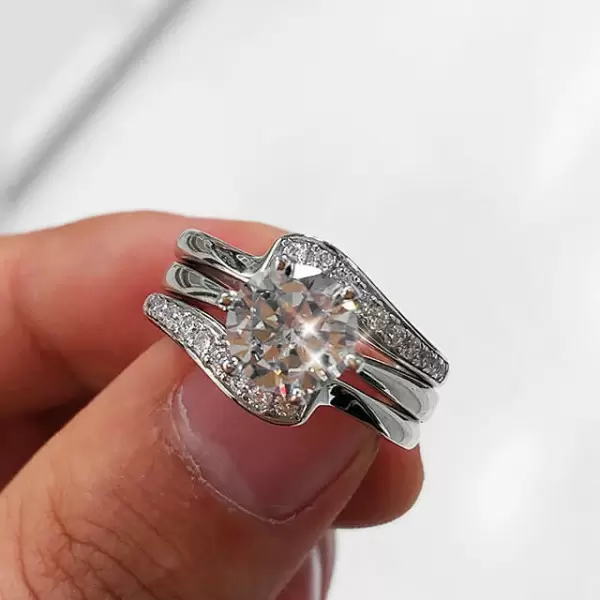1.5ct Round Cut White Sapphire 3pcs Bridal Set