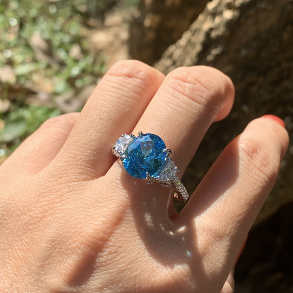 5ct Oval Cut Aquamarine Three Stone Engagement Ring