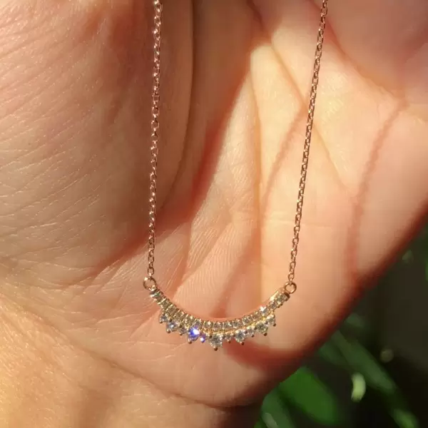 Round Cut White Sapphire Crown Necklace in Gold