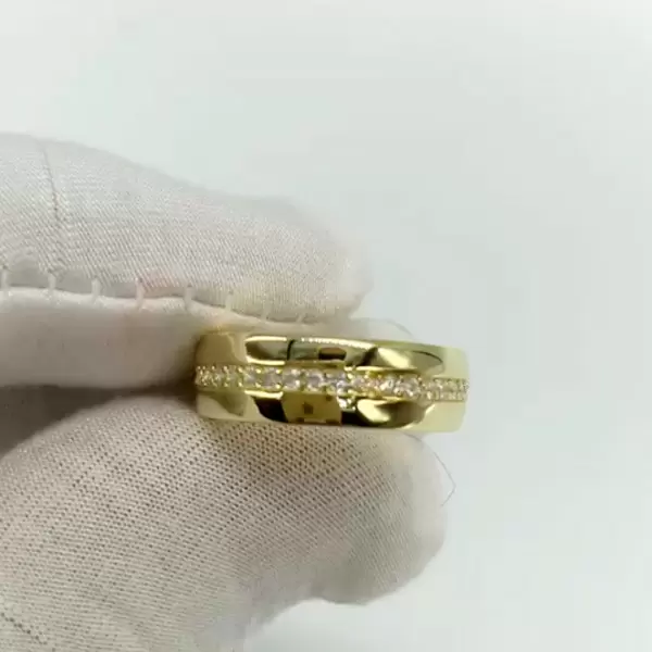 0.95ctw Round Cut White Sapphire Eternity Band in Gold