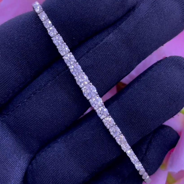 4.2ctw Round Cut White Sapphire Tennis Bracelet
