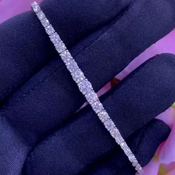 4.2ctw Round Cut White Sapphire Tennis Bracelet