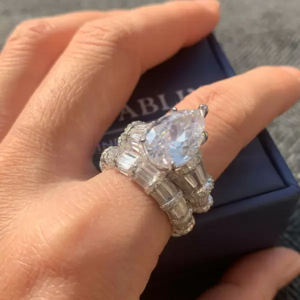 5.7ct Pear Cut White Sapphire 2pcs Bridal Set