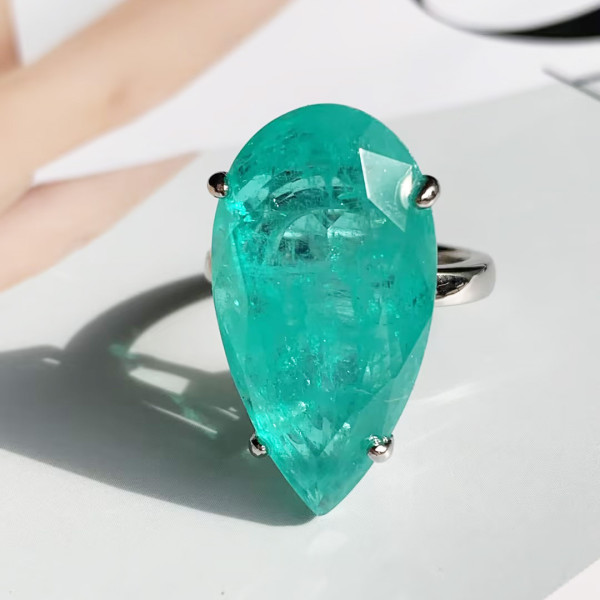 14ct Pear Cut Green Paraiba Tourmaline Cocktail Ring