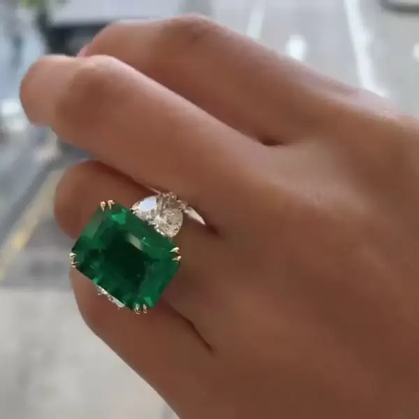 20 ct best sale emerald