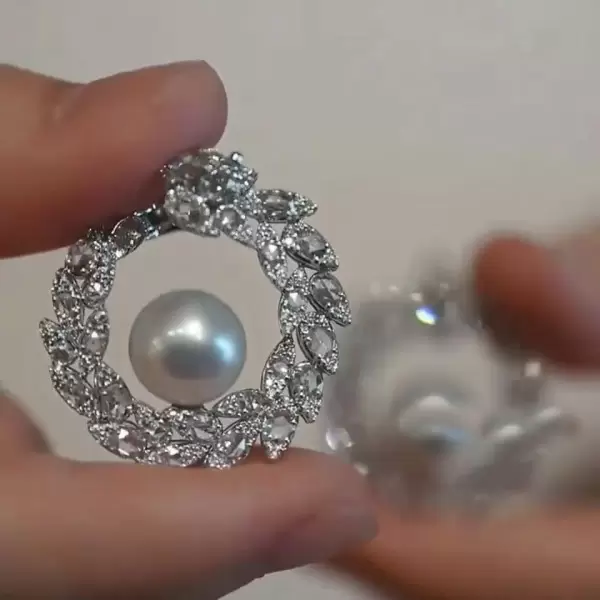 3.55ct Pearl&White Sapphire  Hoop Earrings