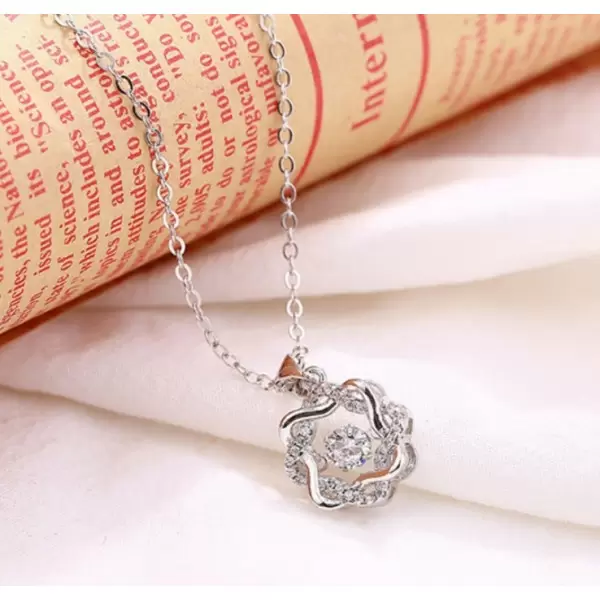 Handmade Eight-Pointed Star Dancing Stone Pendent Neckalce