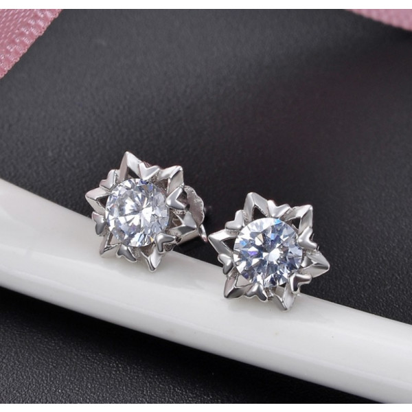 Handmade S925 Sterling Silver Snowflake Round Cut Ear Studs