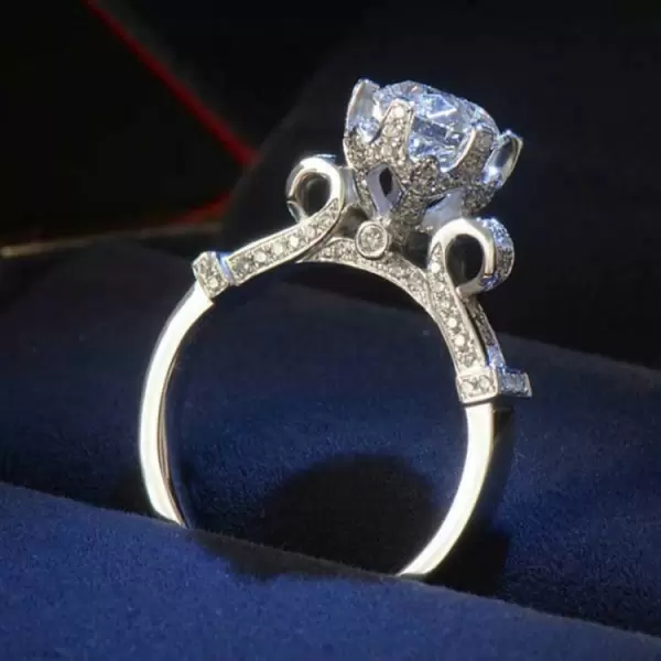 Handmade Round Cut Flower Design Sterling Silver Engagement Ring