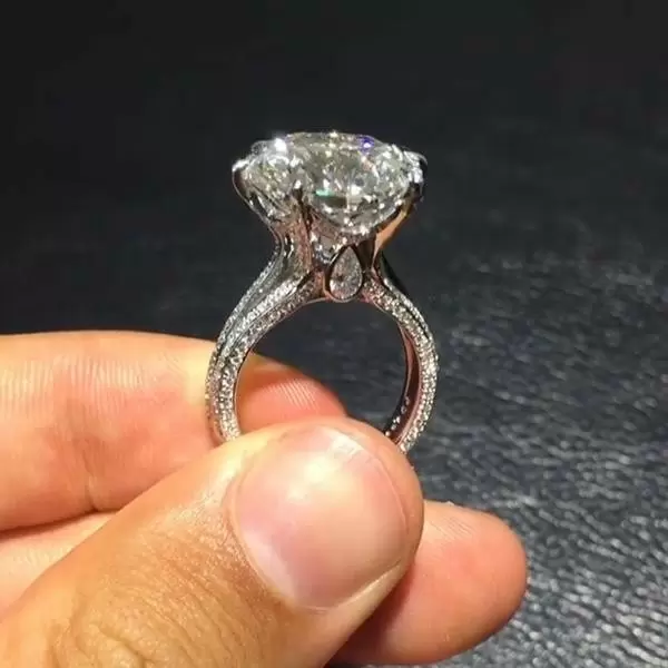 Round cut white sales sapphire