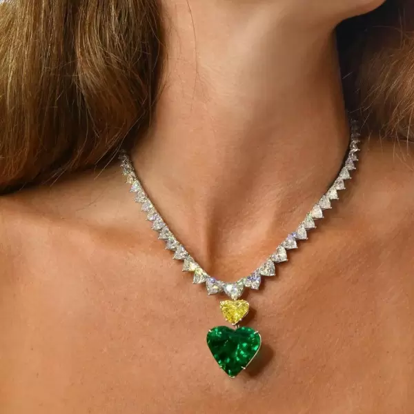 Love Heart Shape Emerald Pendant Necklace