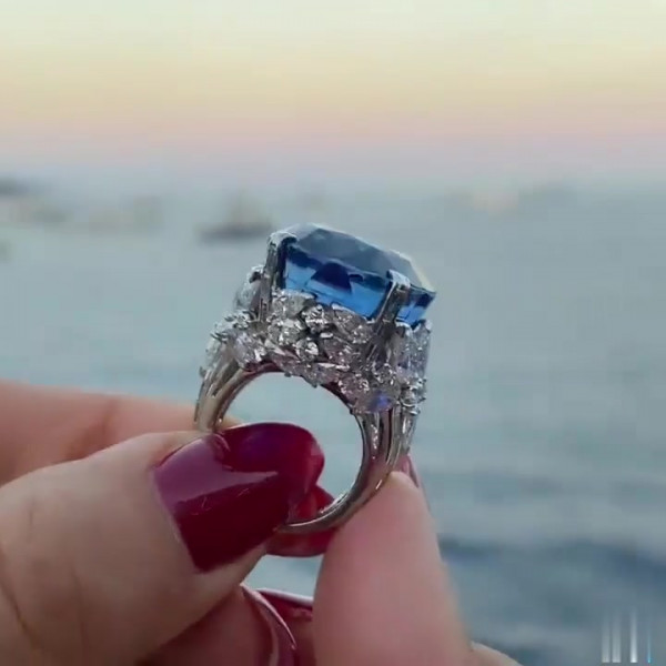 Luxury Aquamarine Blue Cocktail Ring
