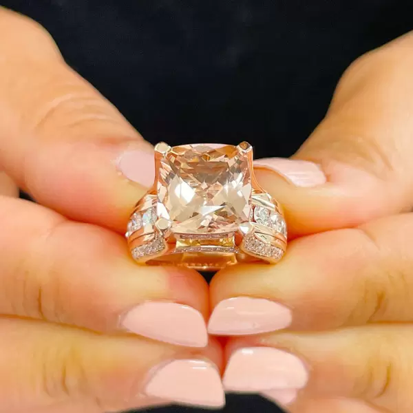 Moissanite top 5.6 ct