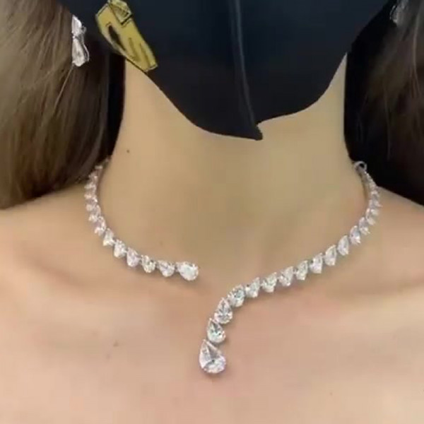 Luxury Pear Cut White Sapphire Necklace & Earrings Jewelry Set