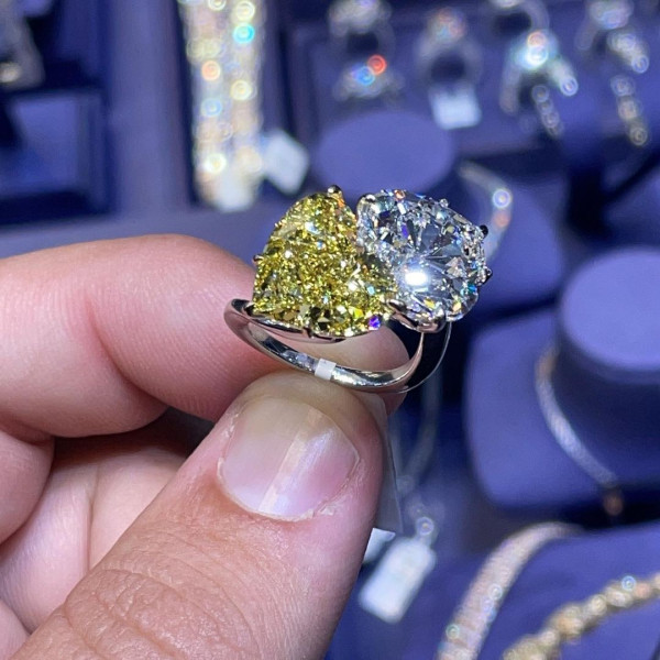 4ctw Heart cut Two-Stone Engagement Ring