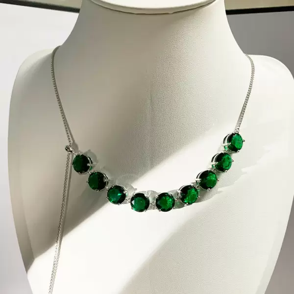 34ctw Round Cut Emerald Green Sapphire Adjustable Bolo Necklace