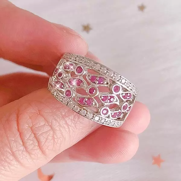 Handmade Graff Round Cut Sterling Silver Women's Band