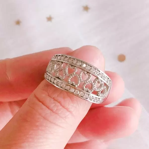 Handmade Classic Hollow Carved Heart Women's Band