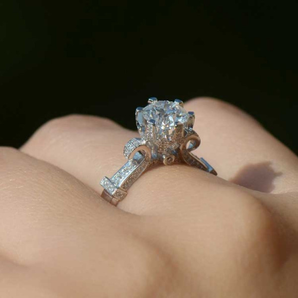 Handmade Round Cut Flower Design Sterling Silver Engagement Ring