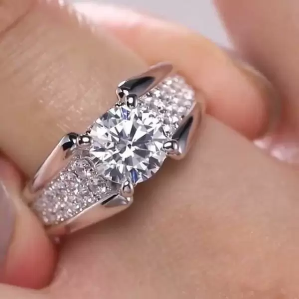 Handmade 1.5 CT Round Cut Engagement Ring