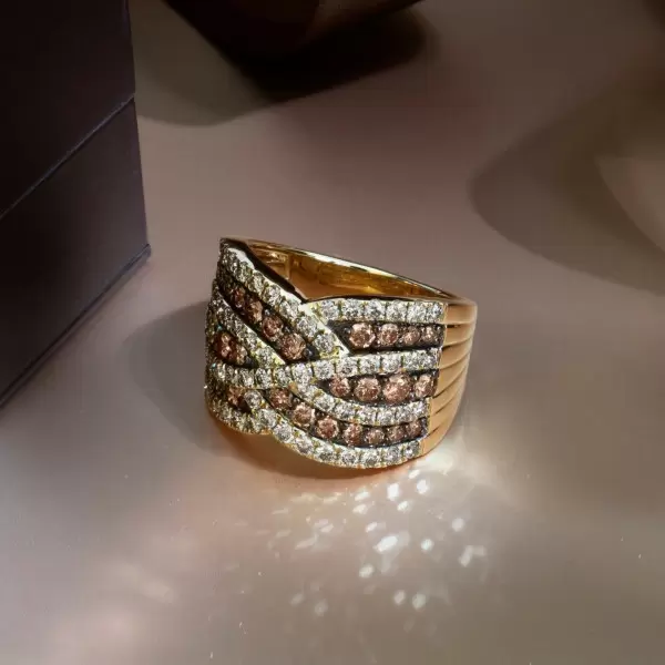 3.5ctw Champagne Sapphire Twist Wedding Band
