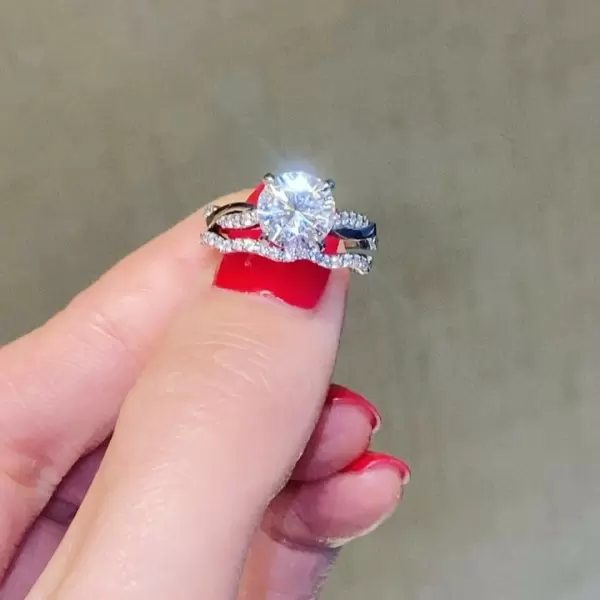 Handmade 1.5 CT Round Brilliant  Cut Ring Set