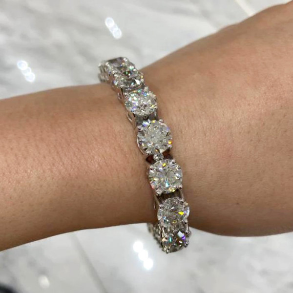 36ctw Round Cut White Sapphire Classic Tennis Bracelet