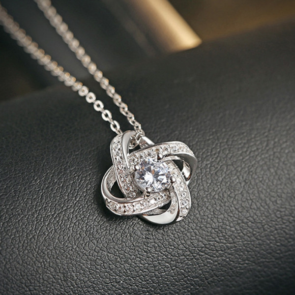Art Design Pendant Necklace