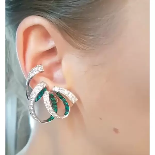 White & Green Swirl Ruban Design Earrings