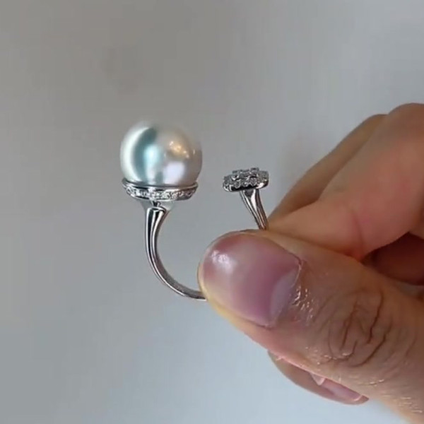 10mm White Pearl Free Open Ring