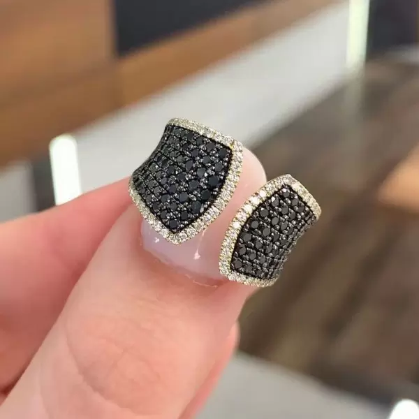 3CTW Round Cut Black Sapphire Wedding Band