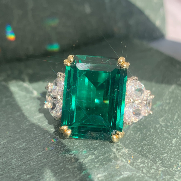 14ct Emerald Cut Green Sapphire Cluster Engagement Ring