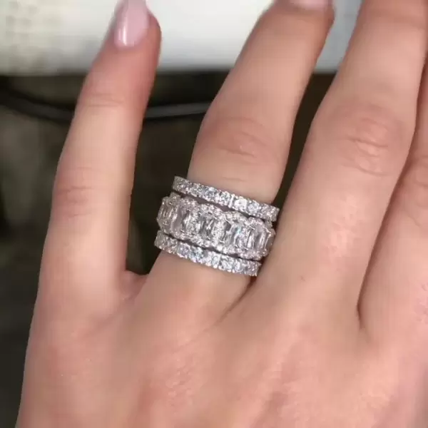 8ctw Cushion Cut Stackable Wedding Band Set